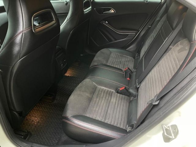 Mercedes-Benz/賓士   A-CLASS  A180  第6張相片