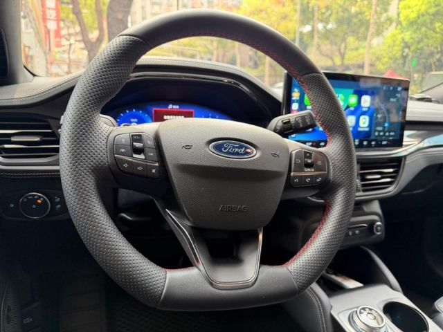 Ford/福特  Focus  第14張相片
