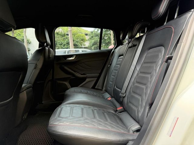 Ford/福特  Focus  第16張相片