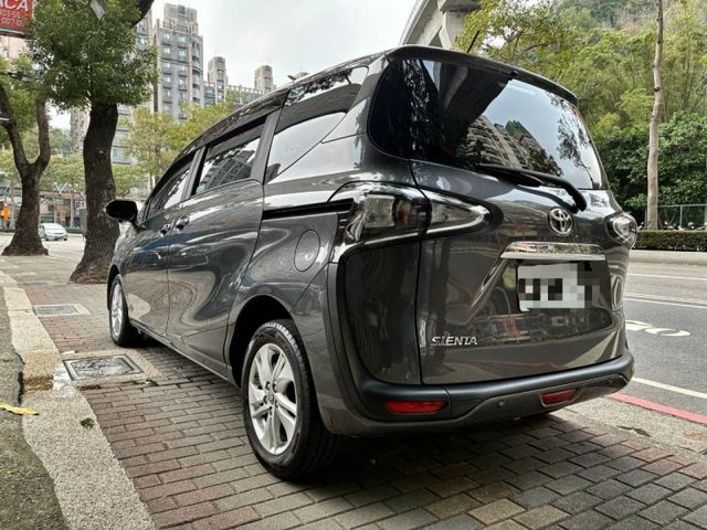 Toyota  SIENTA  第16張相片