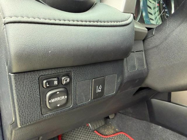 Toyota  RAV4  第8張相片