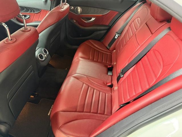 Mercedes-Benz/賓士   C-CLASS  C300 M-Benz C-Class Sedan 2017款 C300 AMG   第17張相片