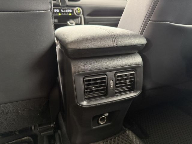 Toyota  RAV4 Toyota RAV4 2021款 2.0旗艦   第12張相片