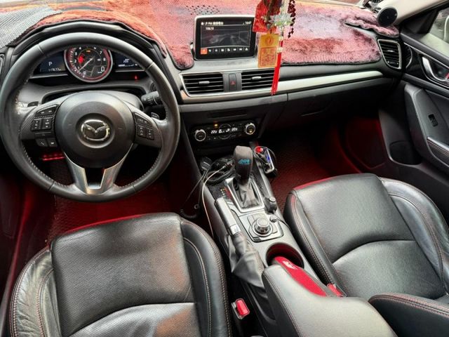 Mazda  Mazda3  第6張相片