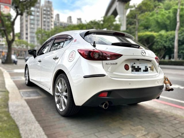 Mazda  Mazda3  第12張相片