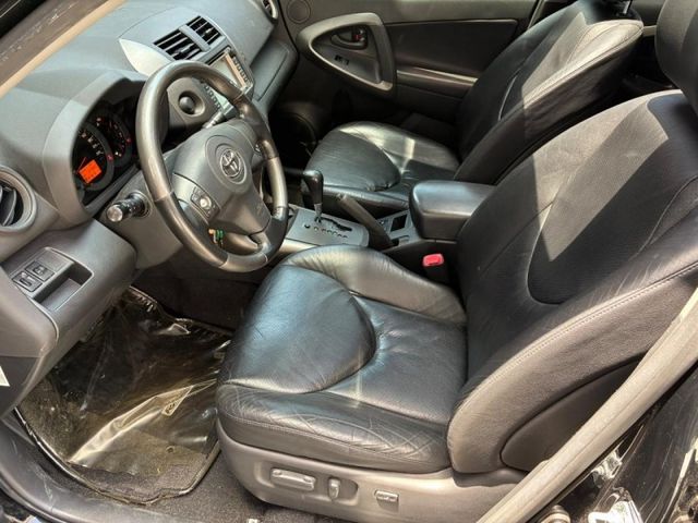 Toyota  RAV4  第8張相片