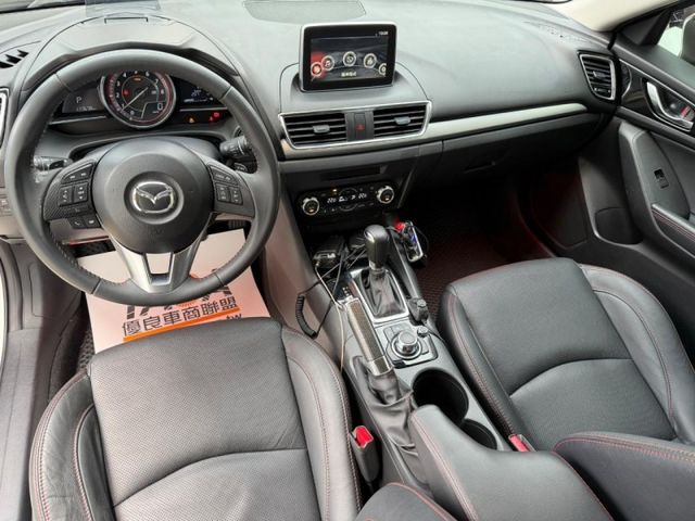 Mazda  Mazda3 Mazda 3 5D 2015款 2.0頂級型   第8張相片