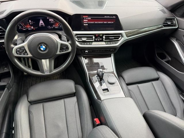 BMW/ 寶馬  3 SERIES  330i M Sport  第4張相片
