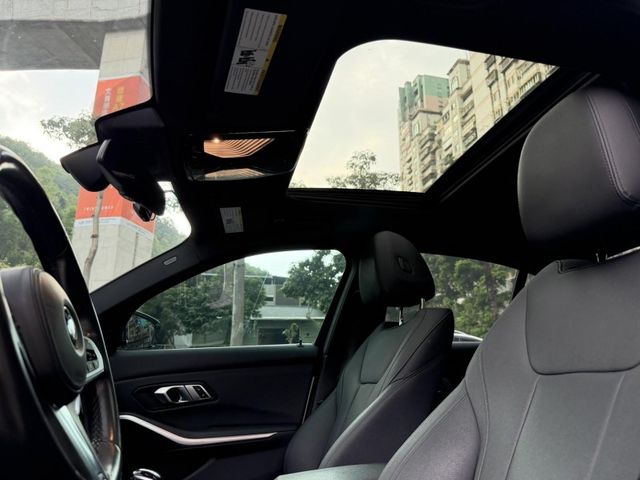 BMW/ 寶馬  3 SERIES  330i M Sport  第7張相片