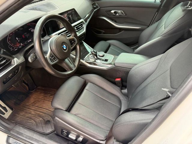 BMW/ 寶馬  3 SERIES  330i M Sport  第16張相片