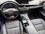Lexus  ES200 Lexus ES 2016款 200 豪華版   第16張縮圖