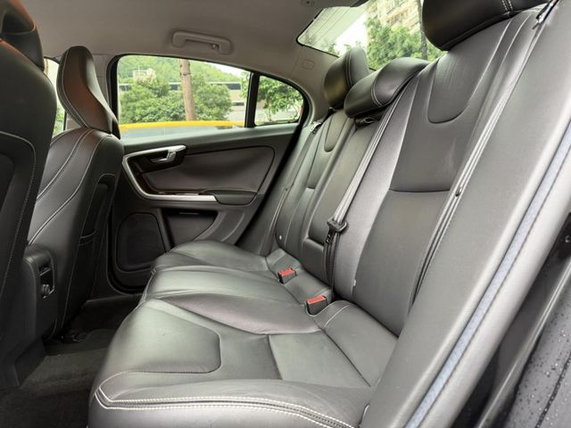 Volvo  S60  第10張相片