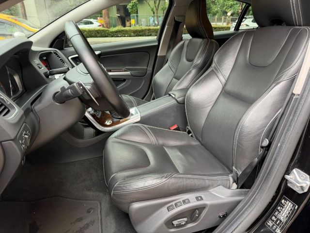 Volvo  S60  第12張相片
