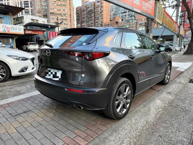 Mazda  CX-30 Mazda CX-30 2024款 20S Signature   第18張相片