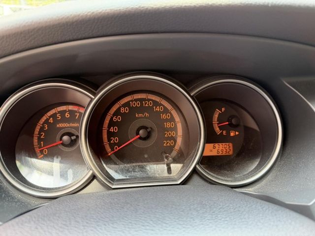 Nissan  Grand Livina Nissan Grand Livina 2013款 1.8 B   第6張相片