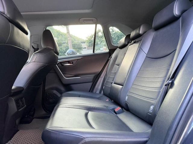 Toyota  RAV4 Toyota RAV4 2020款 2.5 Hybrid旗艦4WD   第14張相片