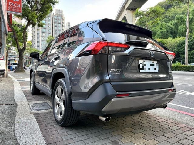 Toyota  RAV4 Toyota RAV4 2020款 2.5 Hybrid旗艦4WD   第17張相片