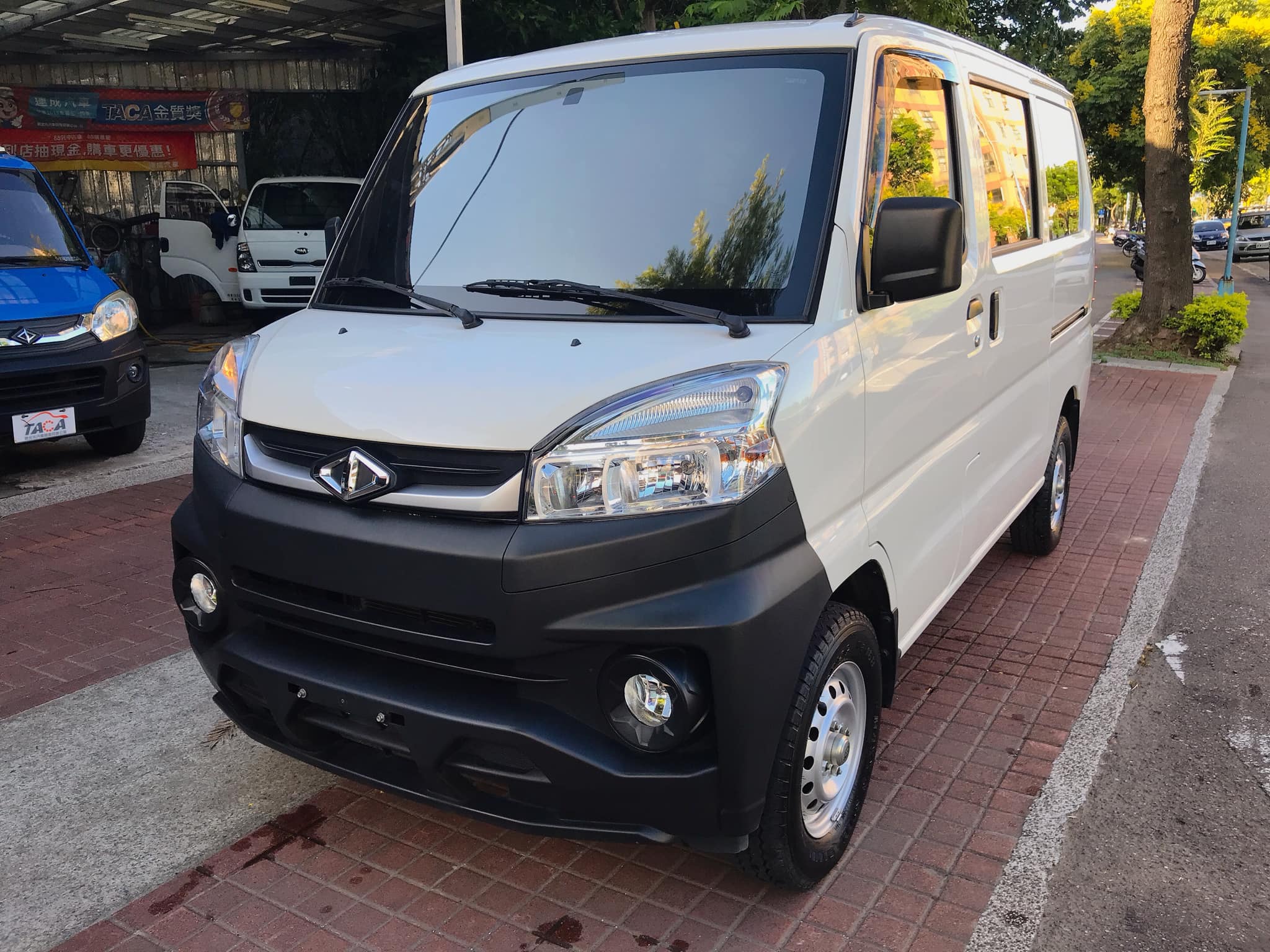 2021年A180菱利廂車1.5L 中央空調 五人座 保固中 0922-305-811  第1張相片