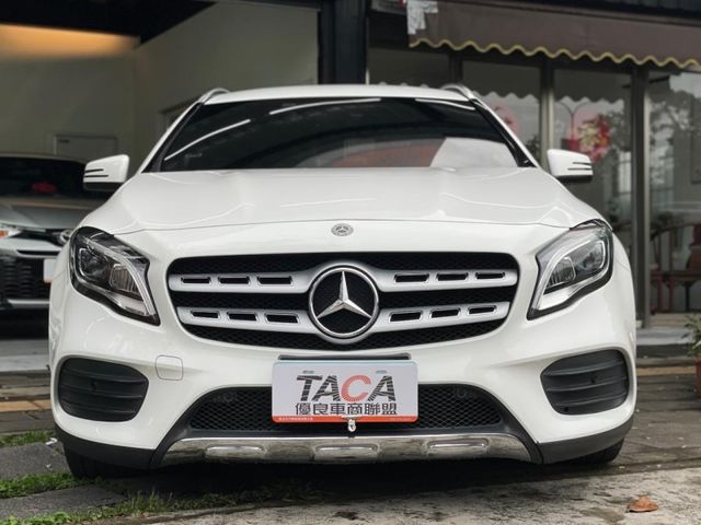 Mercedes-Benz/賓士   GLA-CLASS  GLA180  第3張相片