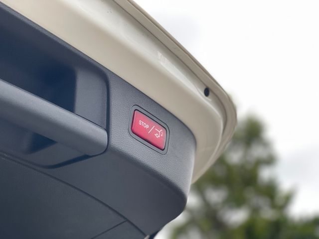 Mercedes-Benz/賓士   GLA-CLASS  GLA180  第16張相片