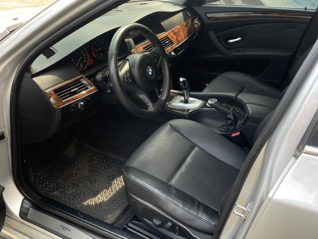 BMW/ 寶馬  5 SERIES  520d  第4張相片