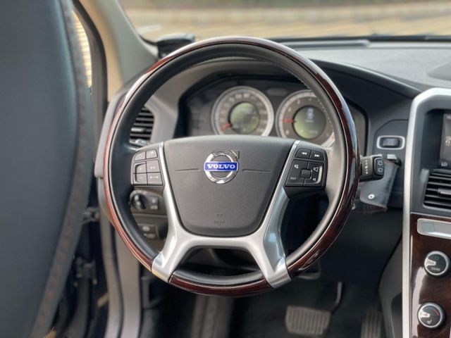 Volvo  XC60  第9張相片