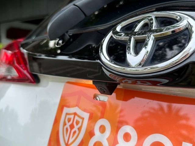 Toyota  Yaris  第12張相片