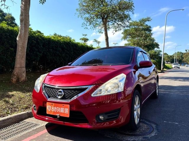 Nissan  Tiida  第1張相片