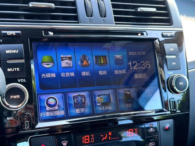 Nissan  Tiida  第10張相片