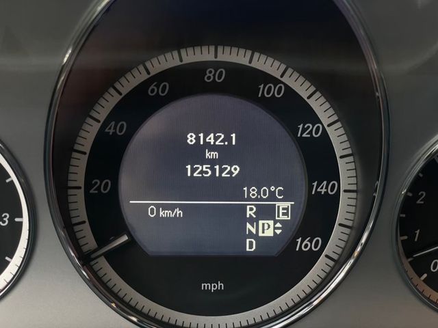 Mercedes-Benz/賓士   E-CLASS  E350  第7張相片