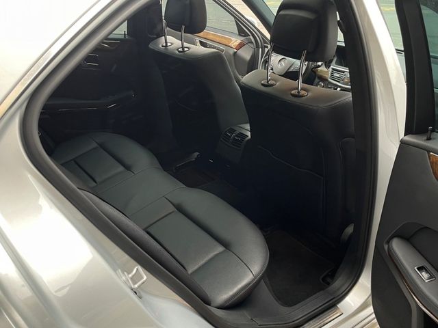 Mercedes-Benz/賓士   E-CLASS  E350  第11張相片