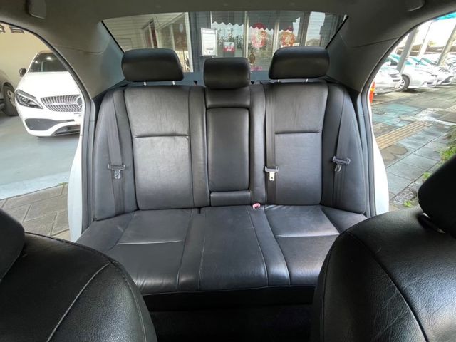 Toyota  Altis  第9張相片