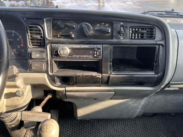 Mitsubishi  Canter  第9張相片
