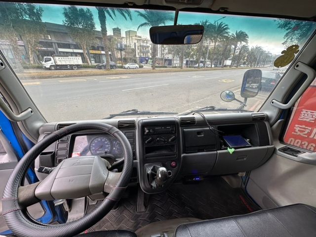 Mitsubishi  Canter  第5張相片