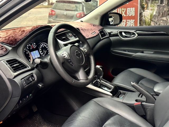 Nissan  Sentra  第6張相片