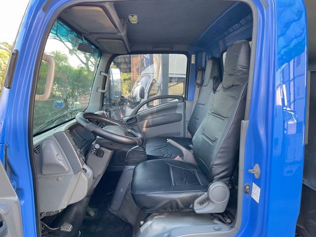 Isuzu  Elf(一路發)  第3張相片