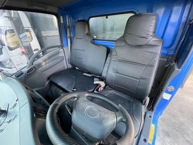 Isuzu  Elf(一路發)  第4張相片
