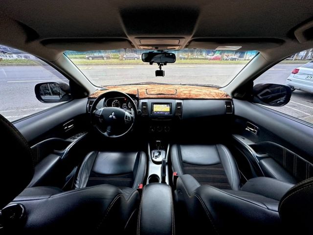 Mitsubishi  Outlander  第5張相片