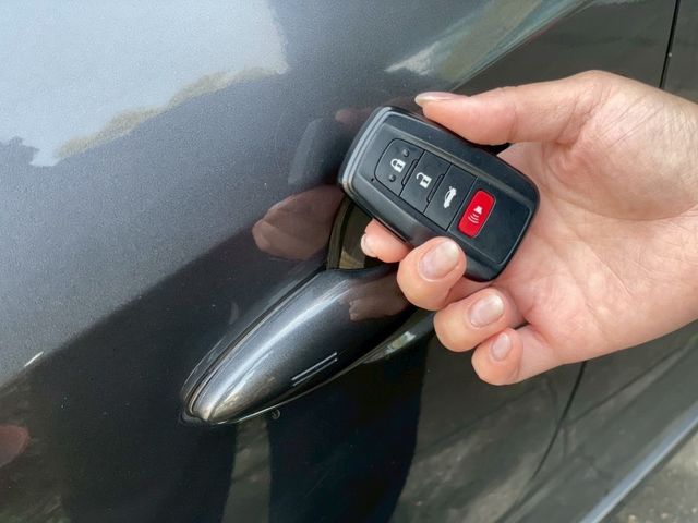 Toyota  Altis  第9張相片