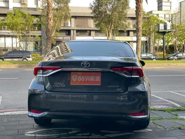 Toyota  Altis  第14張相片