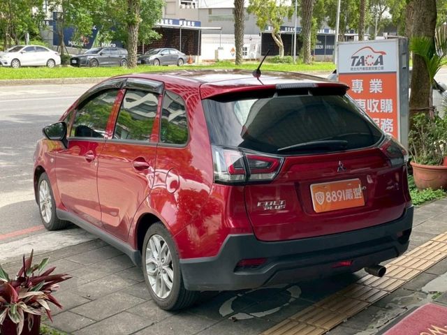 Mitsubishi  Colt Plus  第15張相片