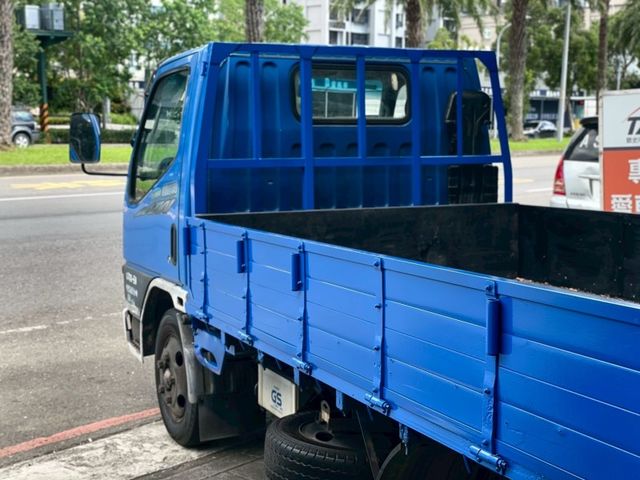 Mitsubishi  Canter  第6張相片