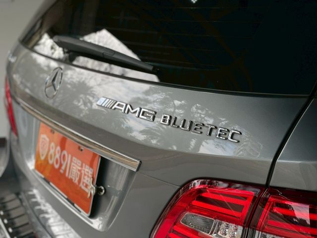 Mercedes-Benz/賓士   ML-CLASS  ML350  第14張相片