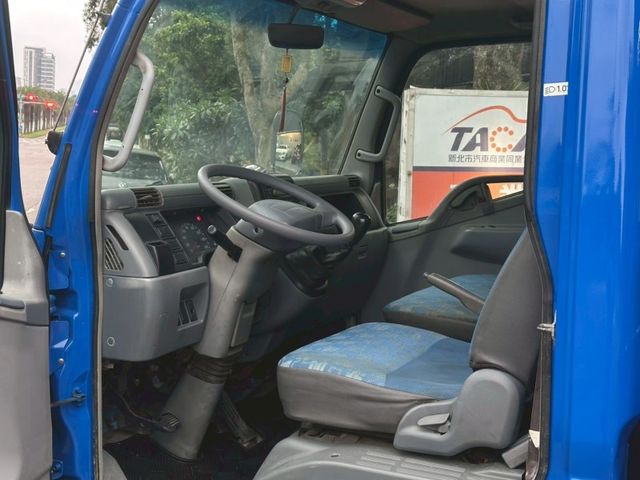 Mitsubishi  Canter 四期.14尺超長軸.全新木斗.雙芯尾門.已升五噸.僅跑29萬//裕昌  第4張相片