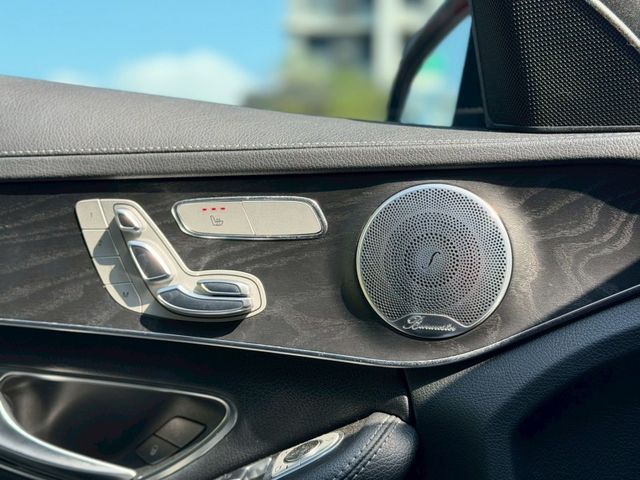 Mercedes-Benz/賓士   C-CLASS  第9張相片