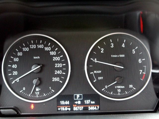 BMW/ 寶馬  2 SERIES  218i  第2張相片