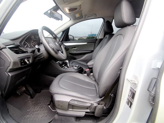 BMW/ 寶馬  2 SERIES  218i  第6張相片