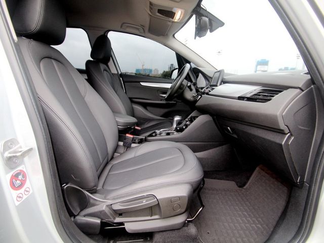 BMW/ 寶馬  2 SERIES  218i  第8張相片