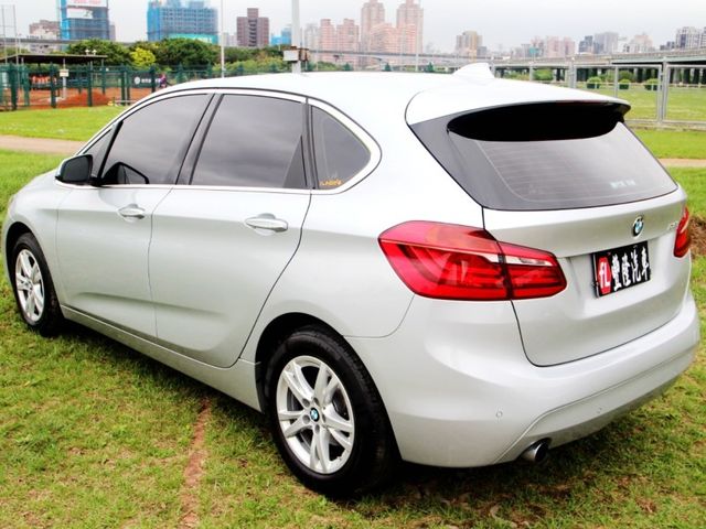 BMW/ 寶馬  2 SERIES  218i  第18張相片
