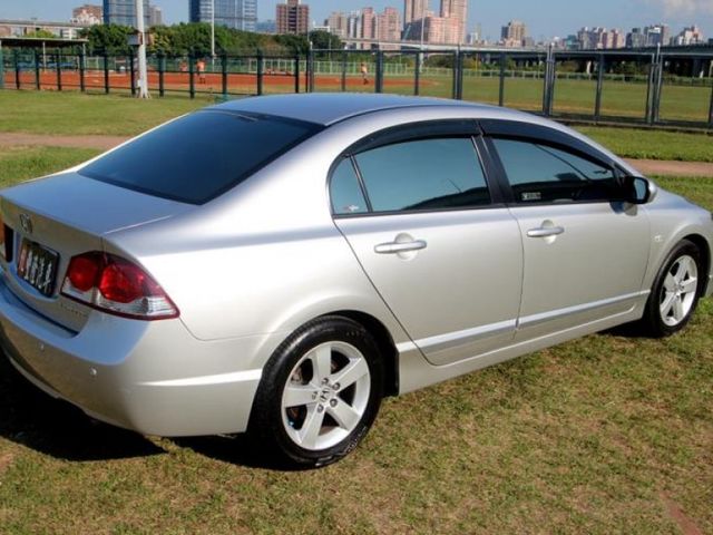 Honda  Civic  第10張相片